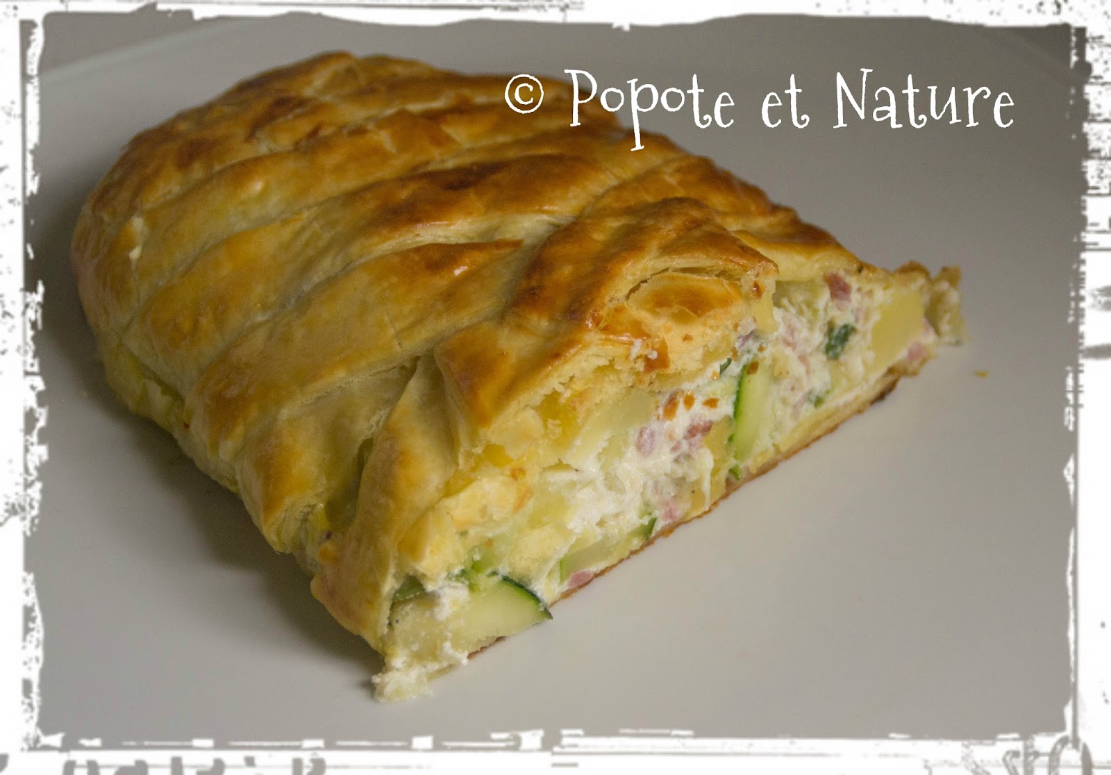 © Popote et Nature - Tresse feuilletée aux courgettes, à la ricotta, lardons, fromage Philadelphia et pommes de terre
