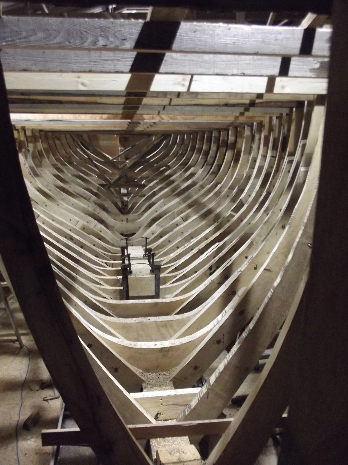 Pictures of building 40' gaff cutter