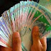 KEJAM... Najib kasi setengah bulan bonus!