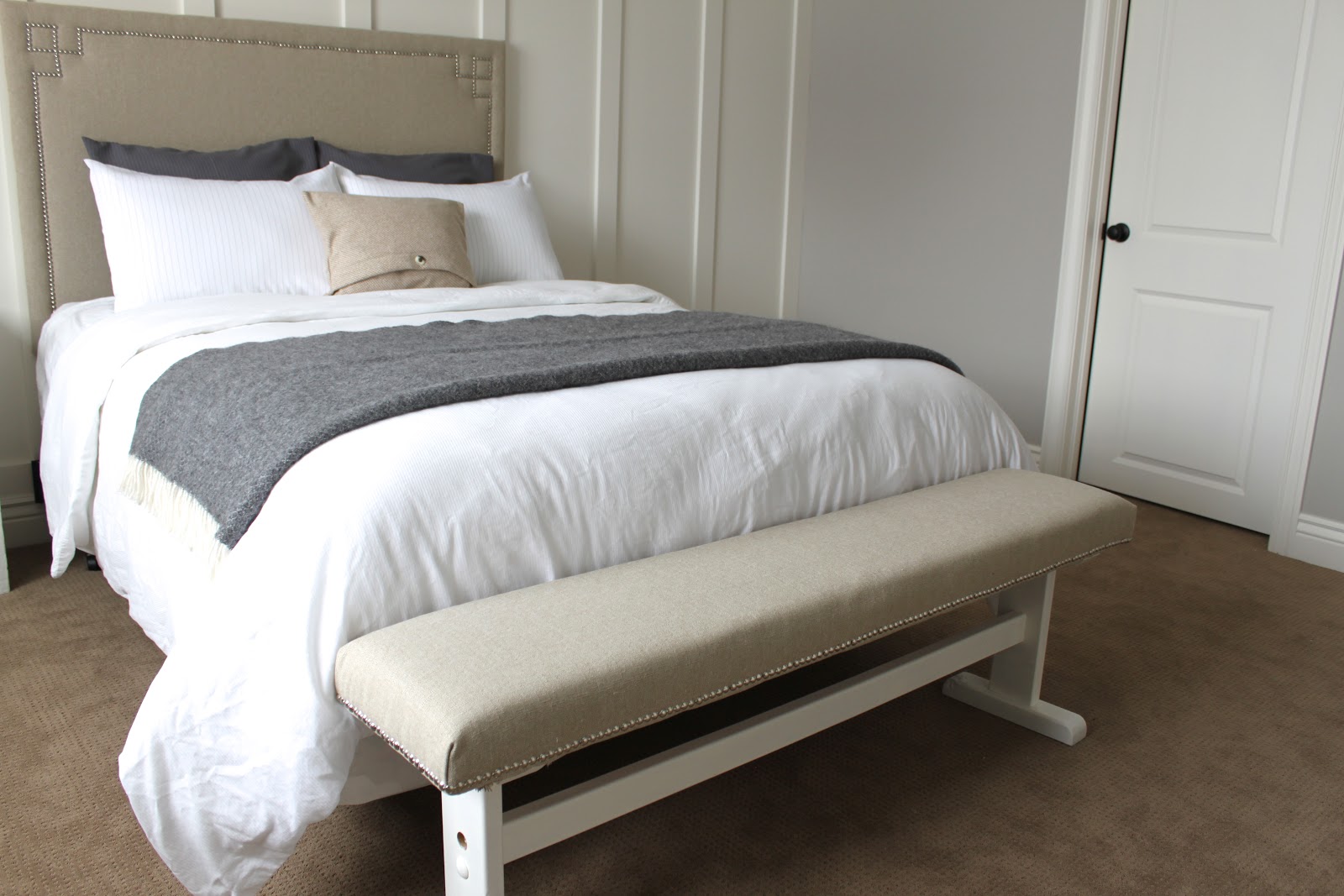 Amy's Casablanca Guest Room Bench