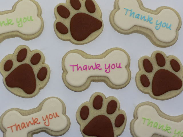 paw print and dog bone cookies
