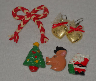 Show Me Crafting: DIY Christmas Jewelry