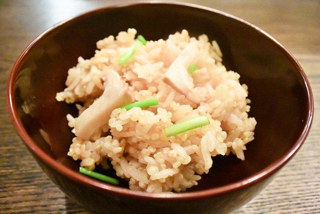 Recipes for Tom Matsutake to kinua no takikomi gohan / steamed rice
