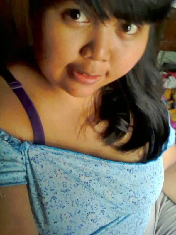ABG Cewek SMU Toket Gede Super WOW Gantung Menantang