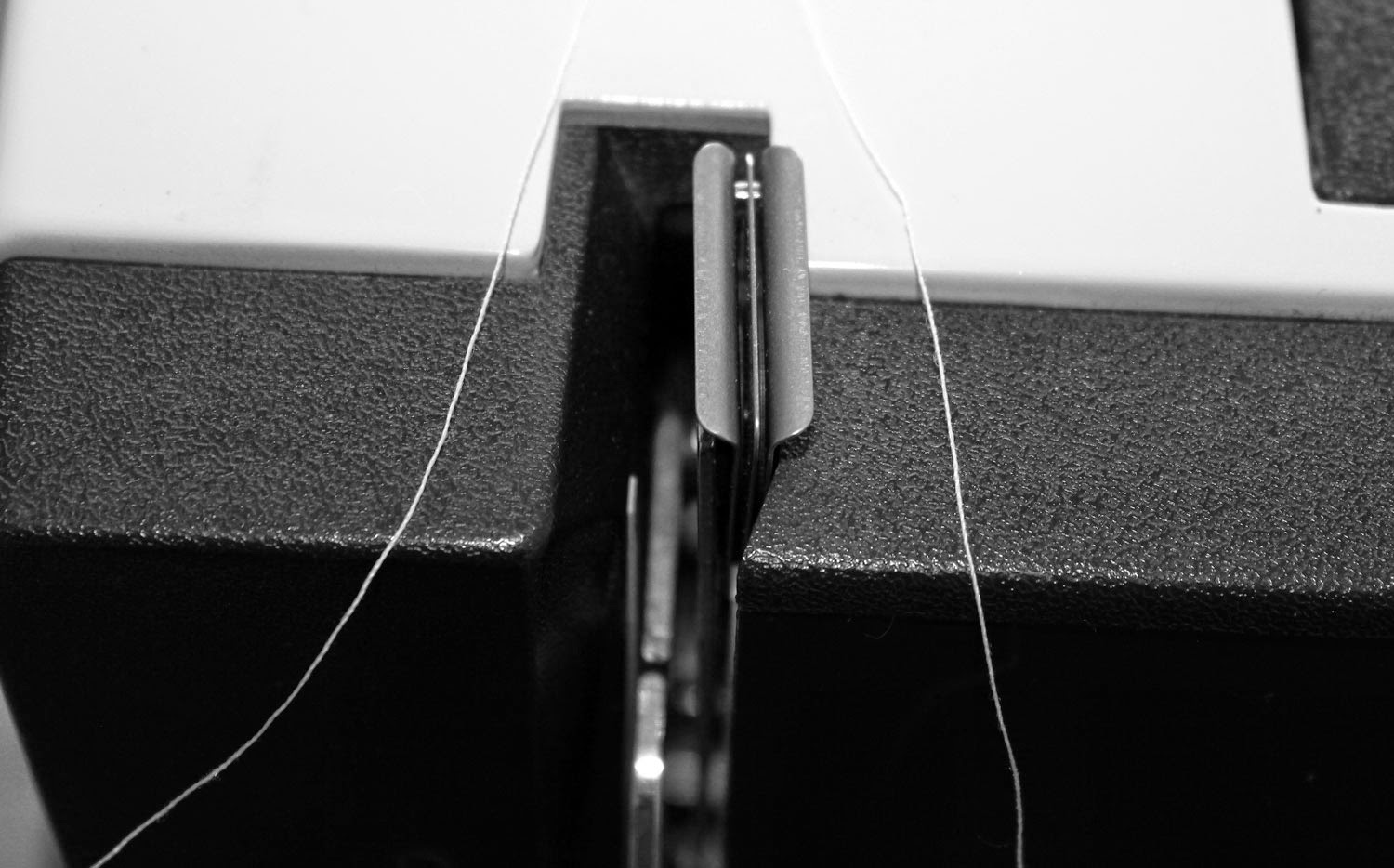 The Makers' Journal HOW TO hem jersey using a twin needle