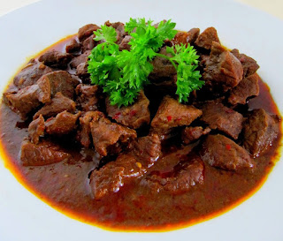 gambar rendang daging