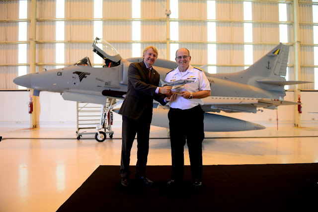Embraer Defense & Security held the delivery ceremony of the first modernized AF-1 (AF-1B) fighter jet to the Brazilian Navy Embraer AF-1B