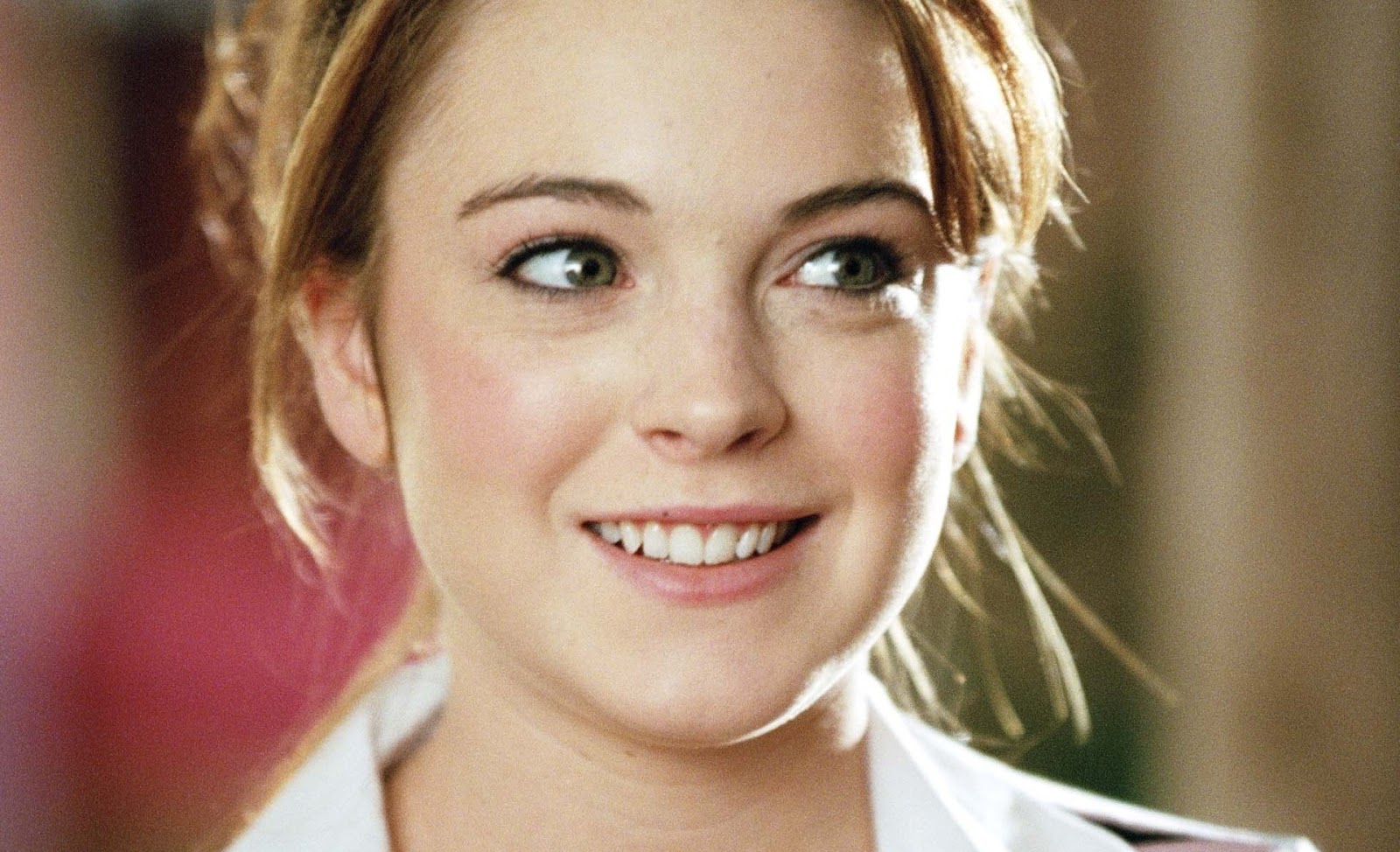 lindsay lohan cute wallpapers