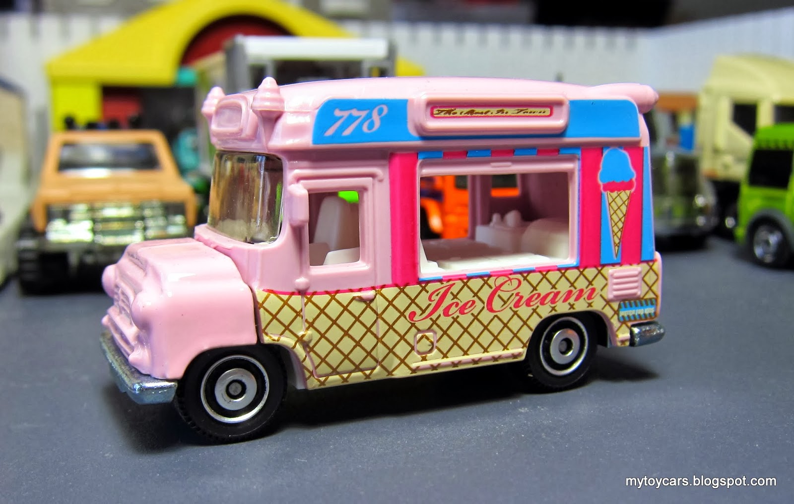 Mytoycars! Matchbox Ice Cream Van