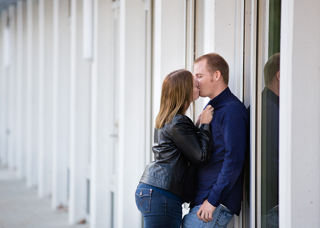 IMAGE: http://4.bp.blogspot.com/-PPK3fvbv5gs/UlIV8LZaEfI/AAAAAAAAAKs/MmVqXKZ4uVc/s1600/IMG_2106-FB.jpg