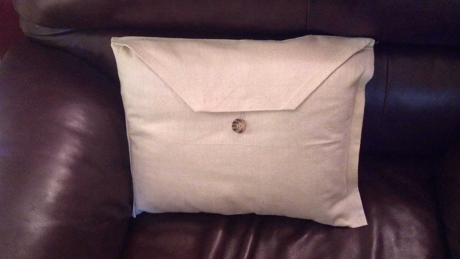 DIY Vintage Chic No Sew Pillow... for my honey