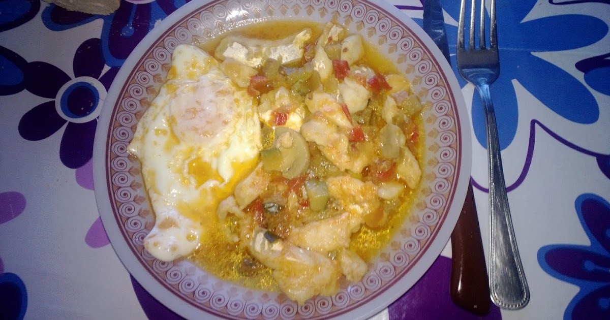 El mundo dulce de Bella.: Migas de bacalao con huevo y tomate.