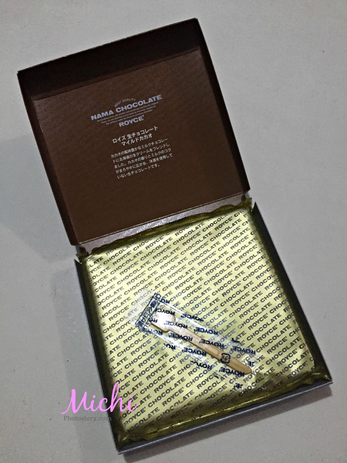Michi Photostory: Royce Nama Chocolate