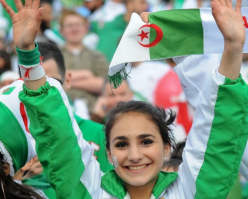 Mondiale calcio Brasile 2014: sexy ragazze, calde tifoso, bella donna del mondo. Foto di ragazze amatoriali Argelia Algeria