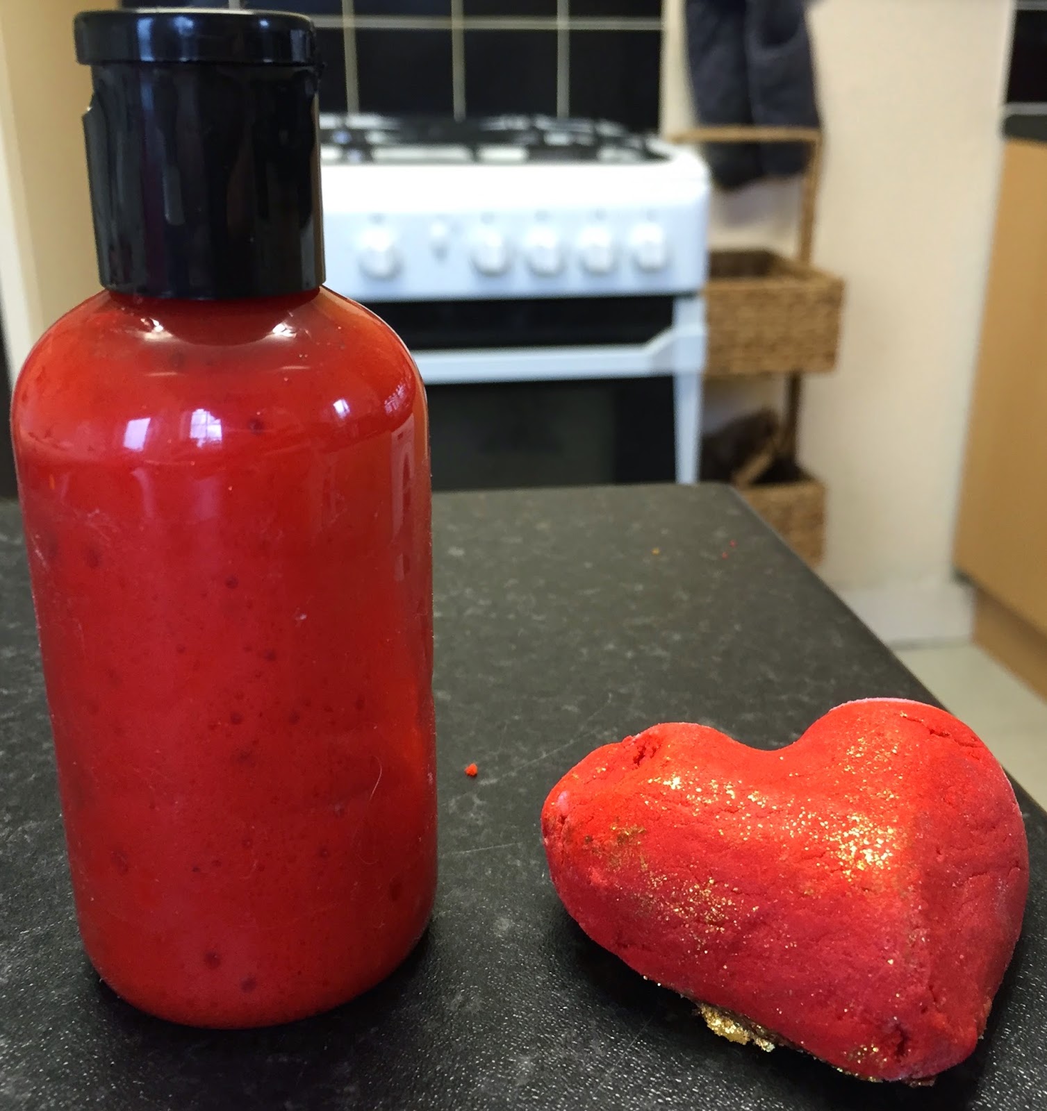 All Things Lush UK Lush DIY Heart Throb Shower Gel