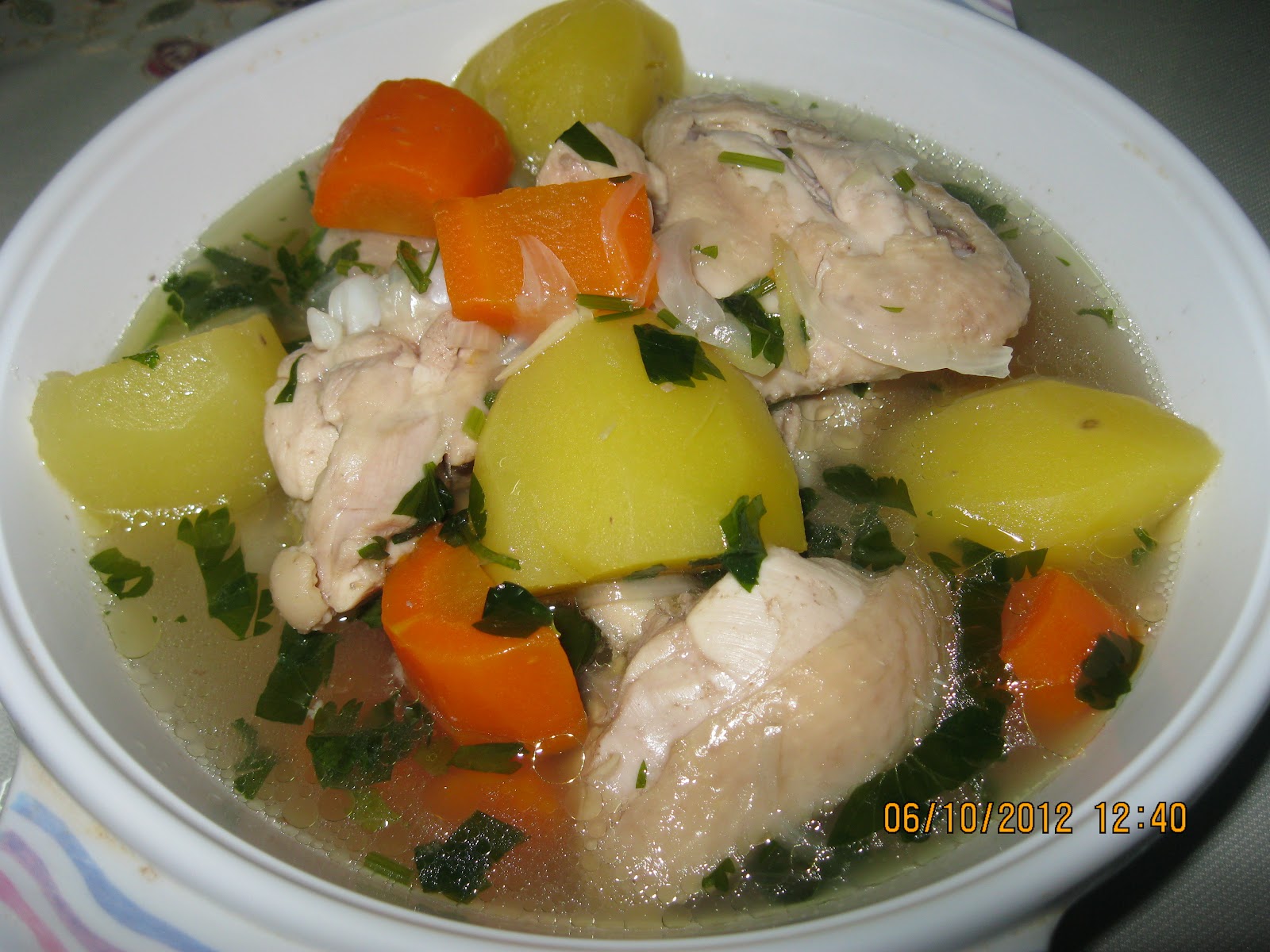 RESEPI CIKGU ANI SUP AYAM MUDAH