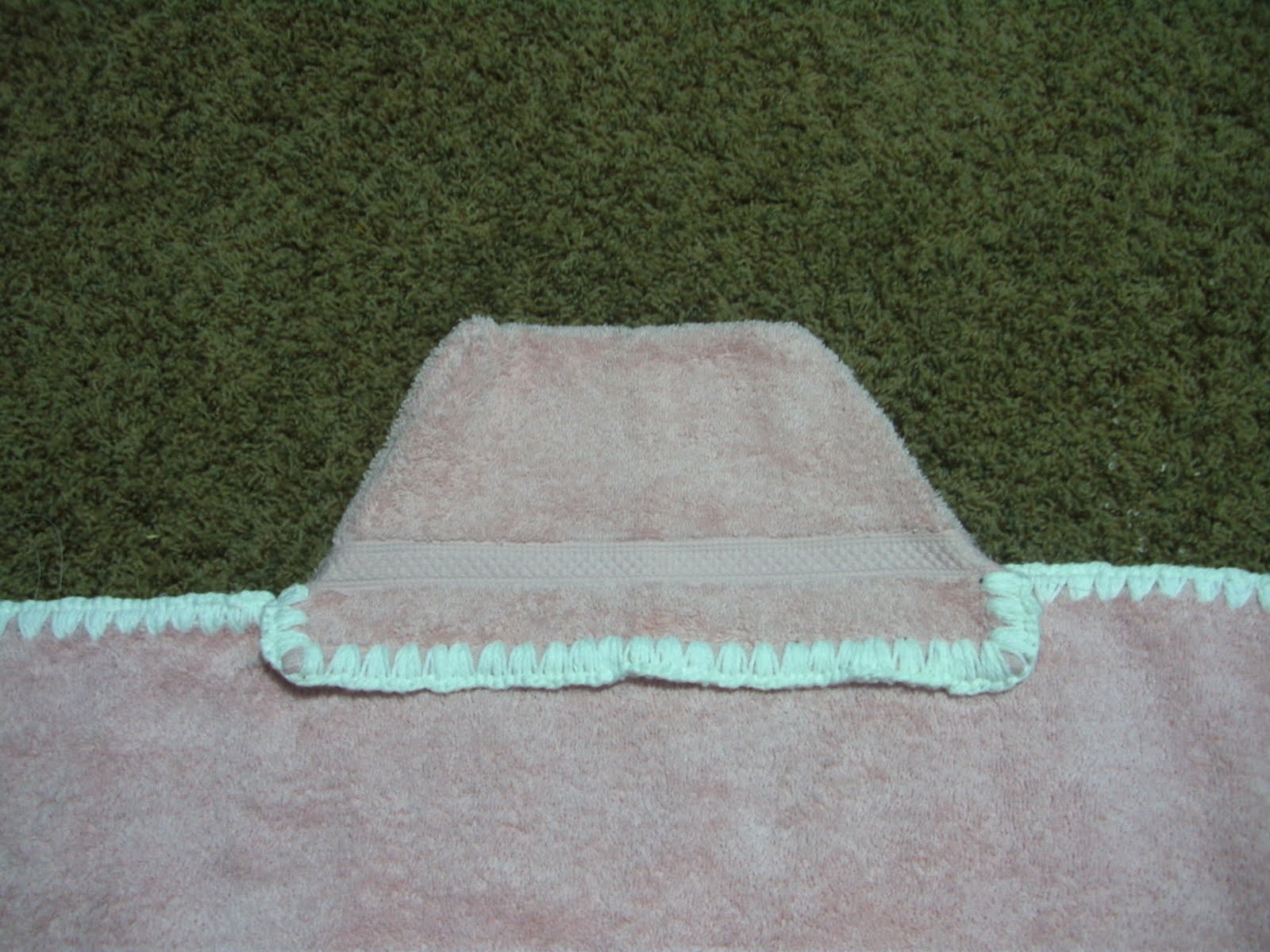 Random Acts of Momness How to make a Hooded Towel from a Bath Towel