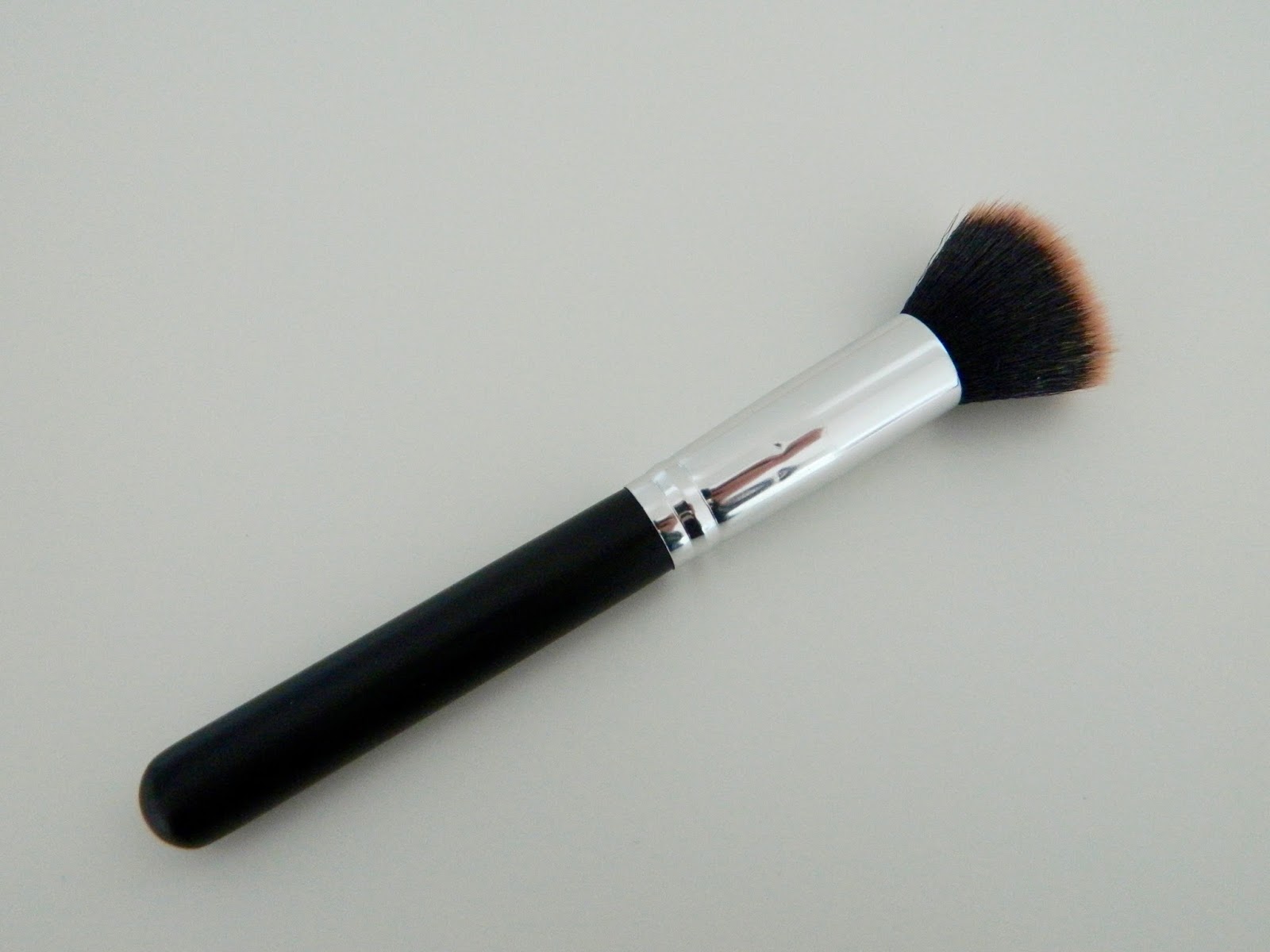 Reviews with Michelle Primark Beauty Make Up Brush Review!