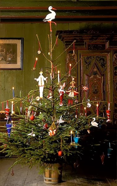 Mænd af betydning: lÃ¥ge nr. 21: giv juletræet en kodimagnyl Stue juletræ