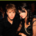 Enquanto Bieber posta que está se sentindo sozinho, Selena aparece abraçada com outro, diz site.