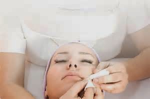 Some ways to do for Acne Treatment Step by step Acne Treatment to dispose of pimple inflamation and scars, you can gather what an exceptional thing to do. Indeed, a sound lifestyle than having the capacity to rapidly evacuate pimple inflamation scars, likewise aides take out zits like drinking enough water, ought not be less, however it additionally ought not be inordinate. It is extremely exceptional to help the kidneys as organs of harmful waster.