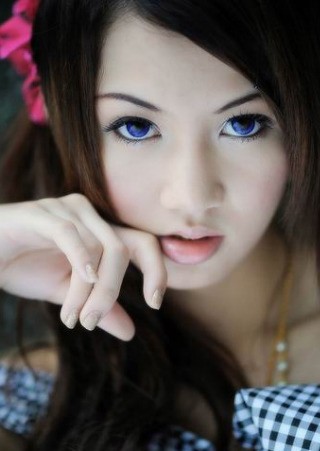 http://4.bp.blogspot.com/-PUci0SJoak4/Te9fpuVEVqI/AAAAAAAAAEU/EAT8yiIBOeo/s1600/A+Beautiful+Japanese+Girls1.jpg