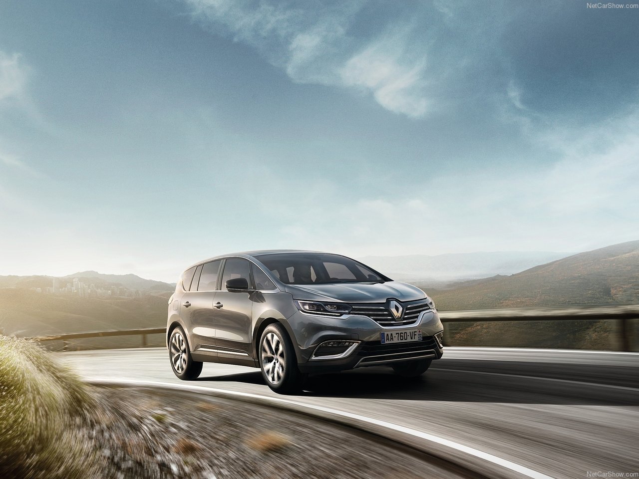 Seat offered the 200-strong Alhambra minivan on the Russian market Seat offered the 200-strong Alhambra minivan on the Russian market