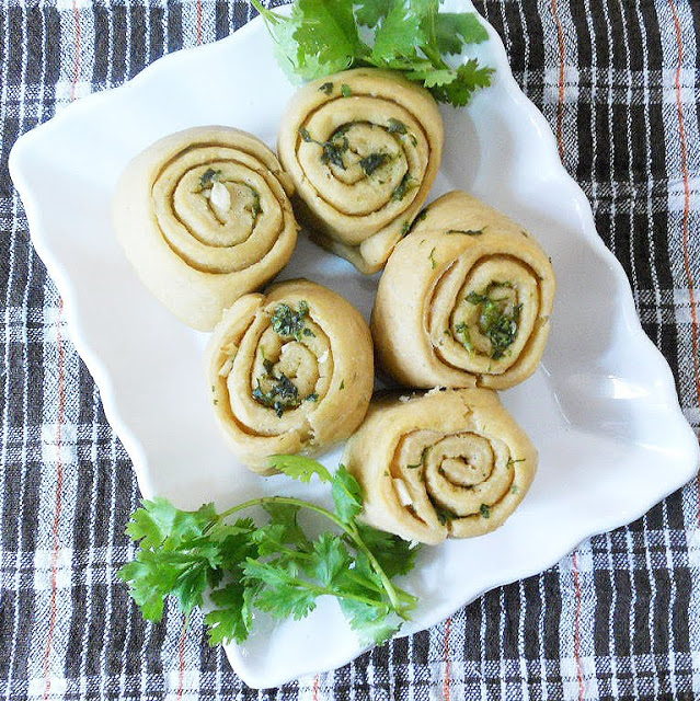 Whole wheat garlic rolls.....no egg version. Cooking Is Easy