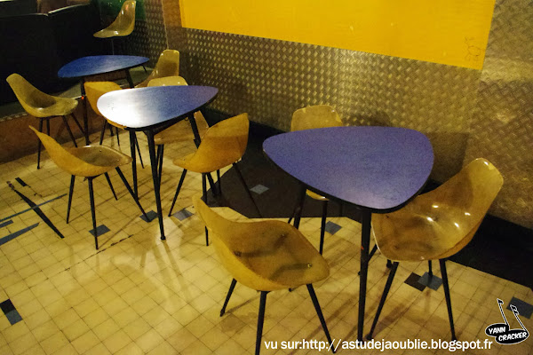 Valence - Oasis Café Décorateur: C. Martin Création: 1959 Valence - Oasis Café Décorateur: C. Martin Création: 1959