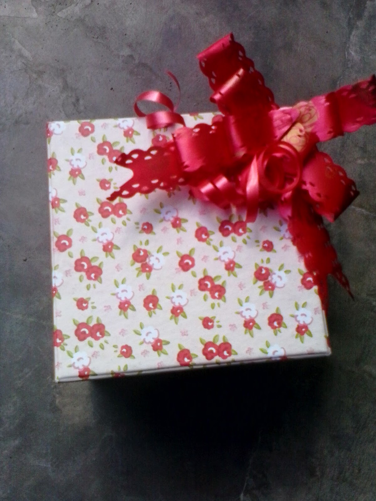 Kado Ultah Menarik Dari Kekasih Cantik Ahmad Mufid Santri Figuran