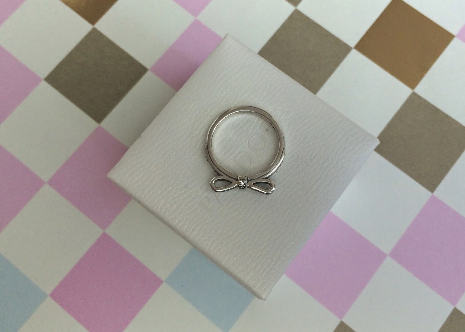 Pandora delicate bow ring from Argento.co.uk flutter and sparkle
