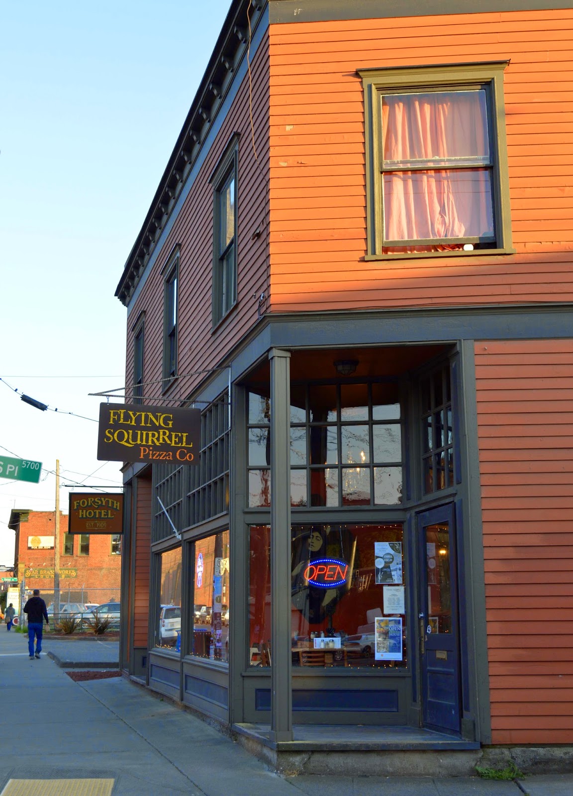 Dinner at Flying Squirrel Pizza Co.