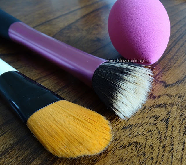 Beauty Blender, Stippling Brush vs Foundation Brush