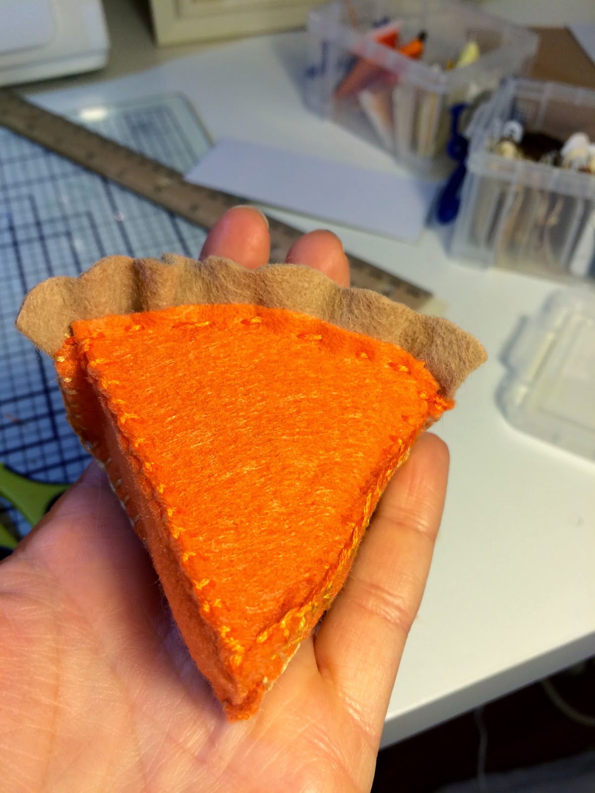 Cut Now, Measure Later DIY Felt Pumpkin Pie Ornament )
