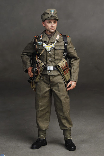 1:6 Scale Dragon WWII German Cloth Field Cap 31