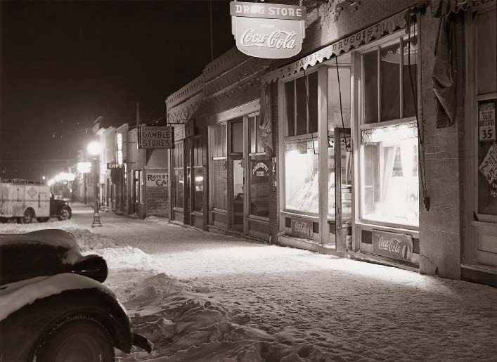 Bint photoBooks on Between Walker Evans and Robert Frank John