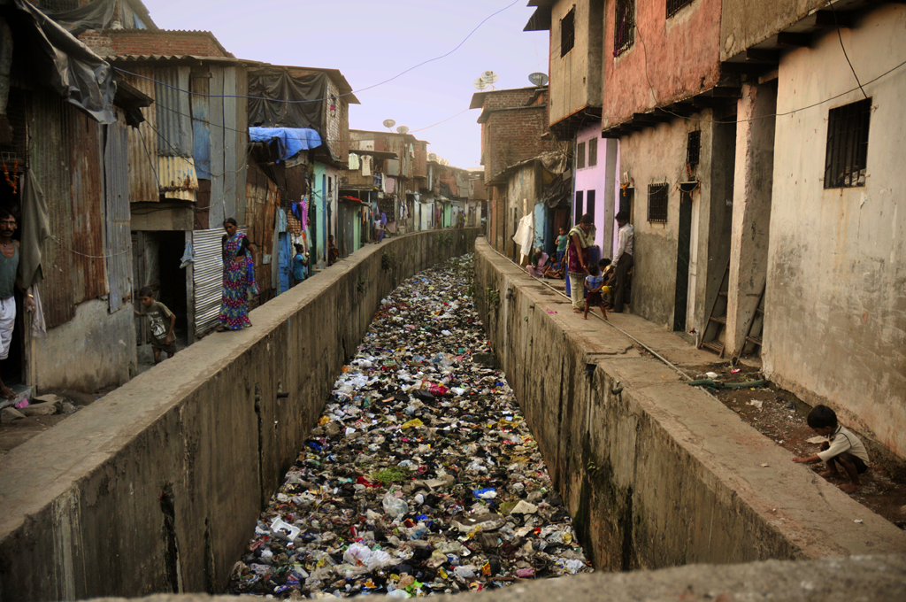 This is an India photo from Dharavi in Mumbai, India