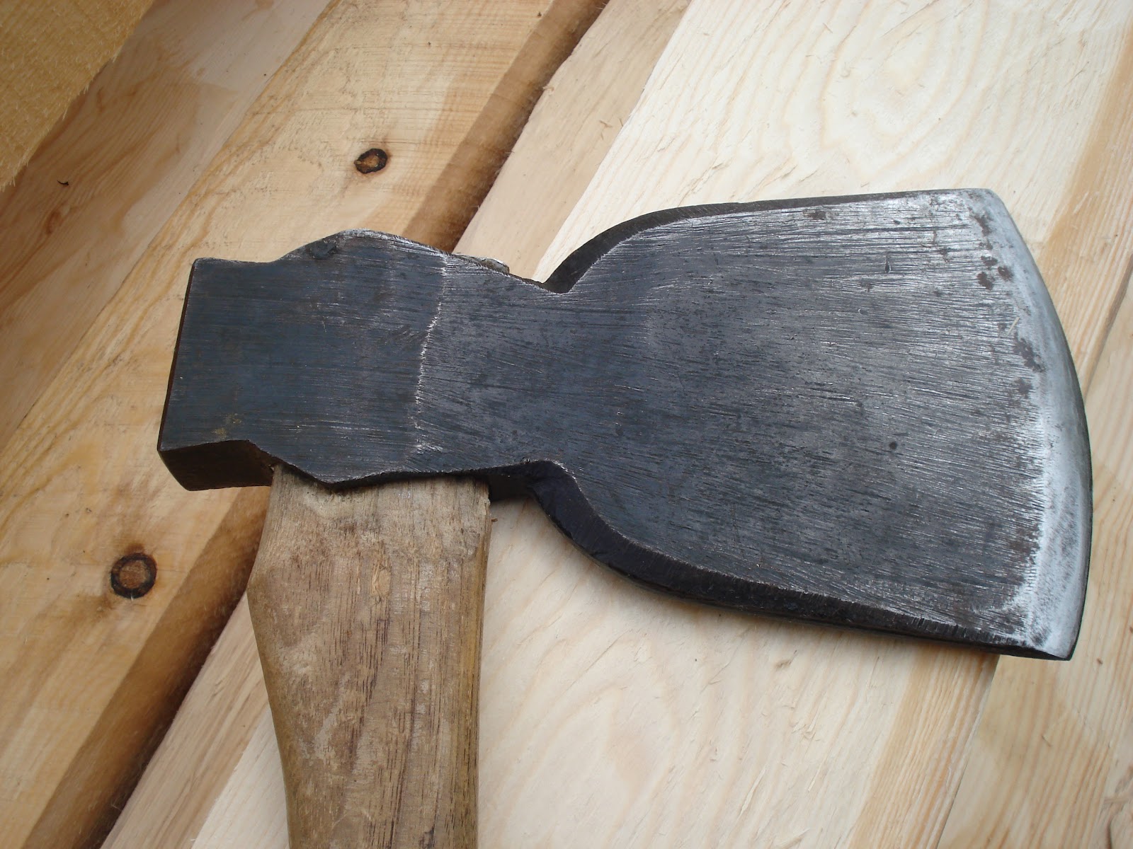 Mud Pond Hewing and Framing THE KENT AXE REVISITED