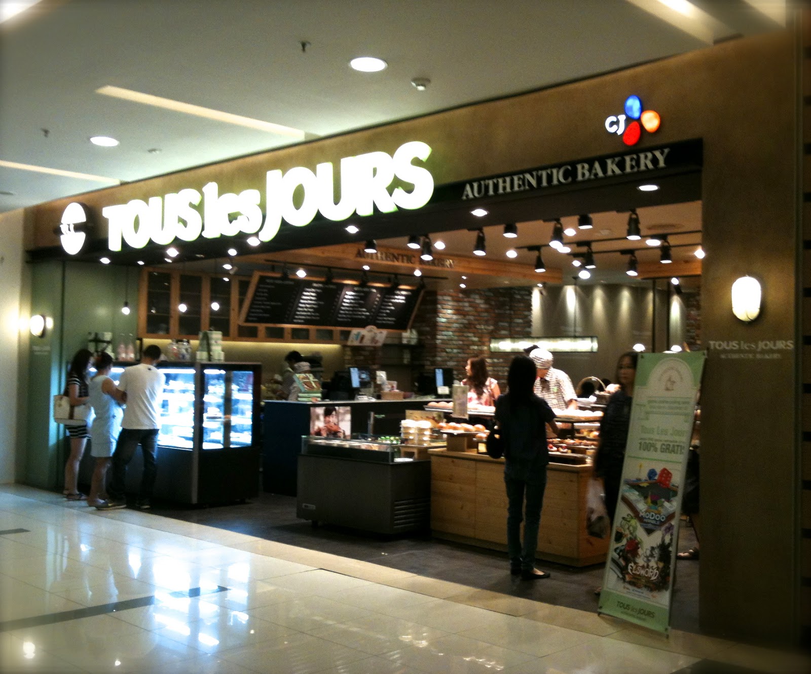 Walnut Cream Cheese Bread Tous Les Jours Indonesia My Food Diaries