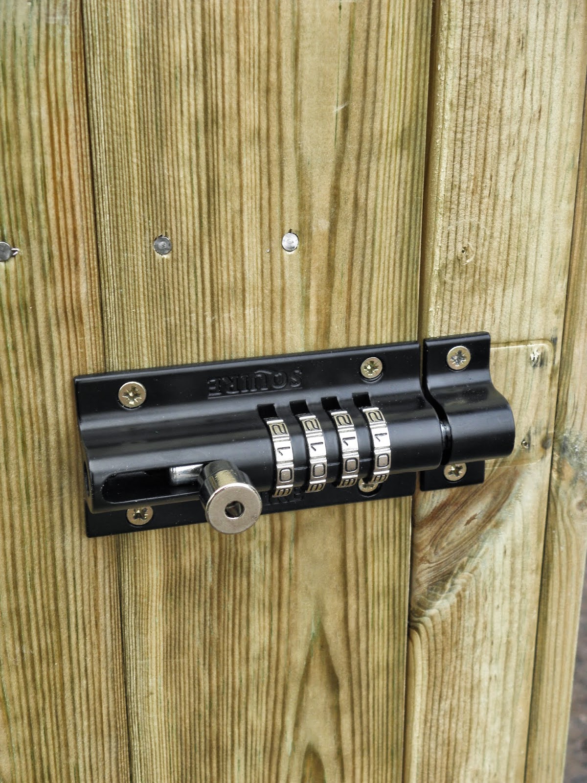 Dorset Log Stores The Parcel Delivery Hut