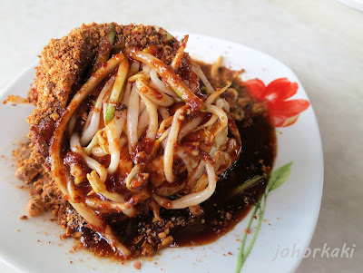 R&H CAFE in Muar, Johor Tahu-Lengko-Johor