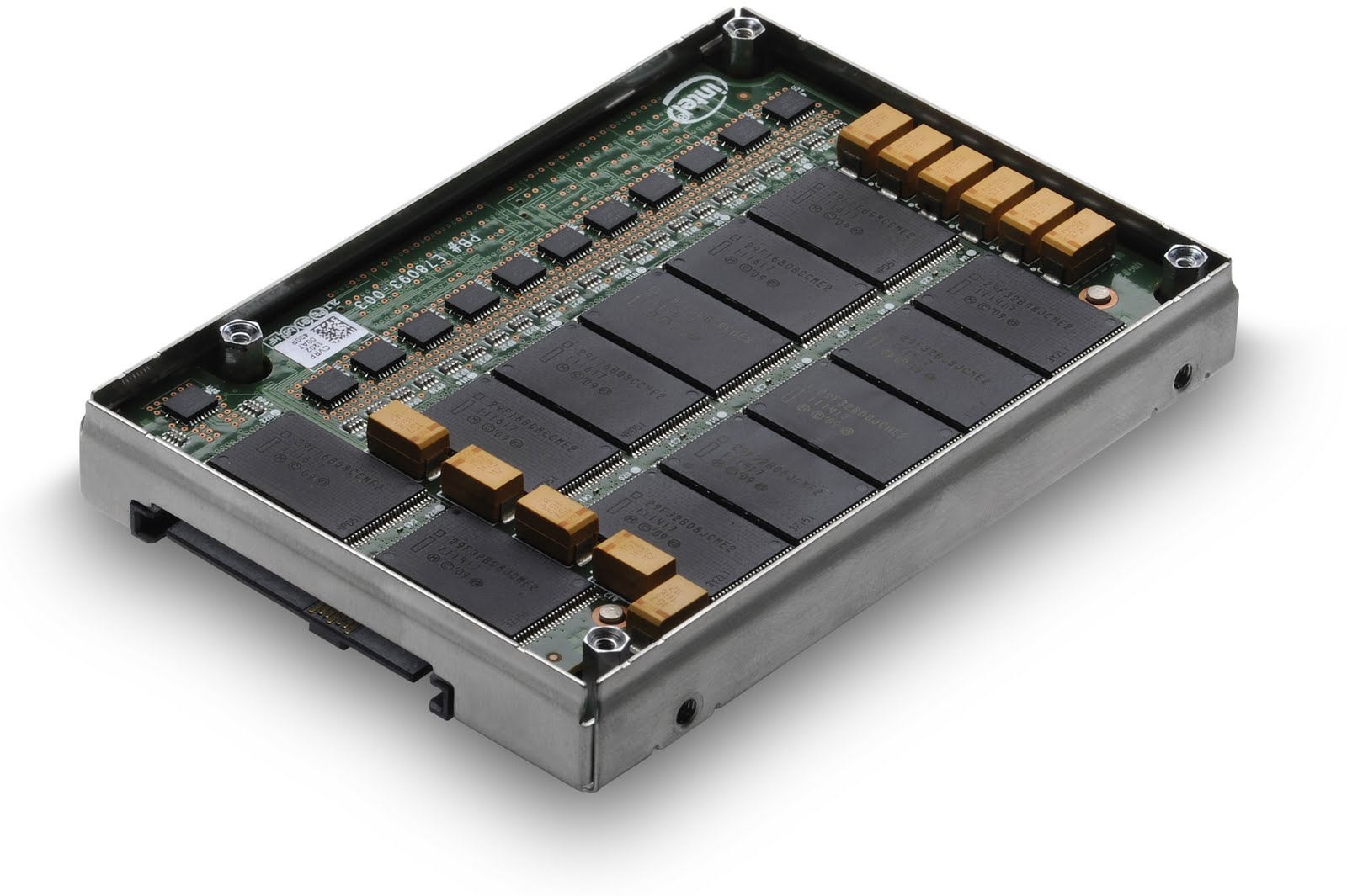 Hitachi-Enterprise-SSD-Using-Intel-NAND_