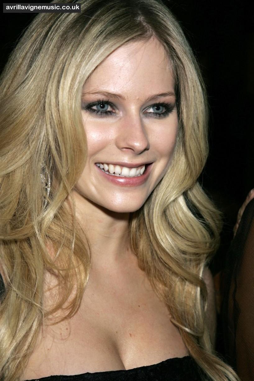 Cleavage Avril nude (28 photo), Cleavage Cleavage Avril nude (83 images), Hot