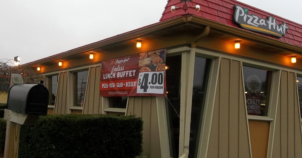 The Traveling Housewife Pizza Hut Lunch Buffet Review