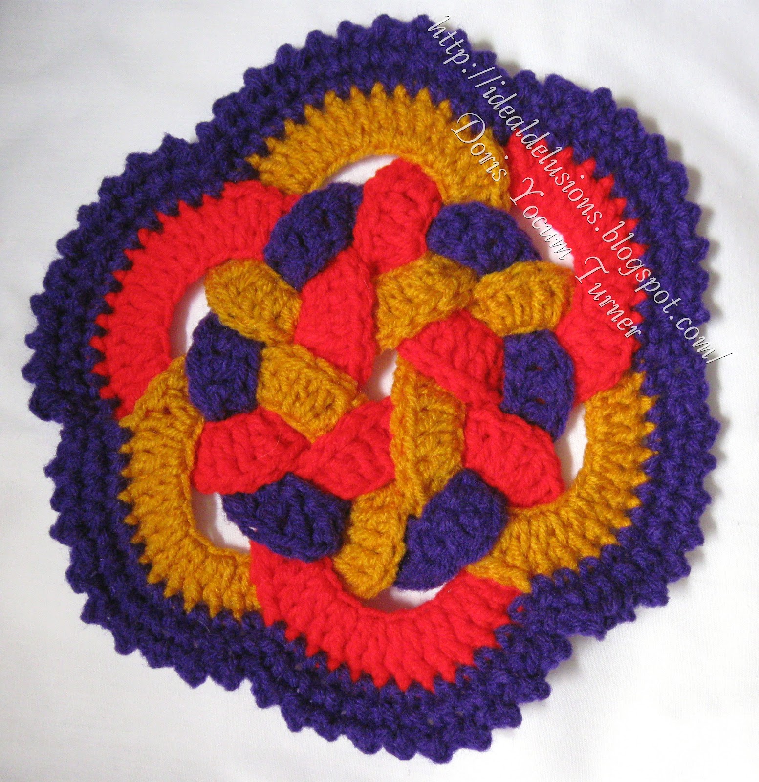 Ideal Delusions Retro Ring Trivet