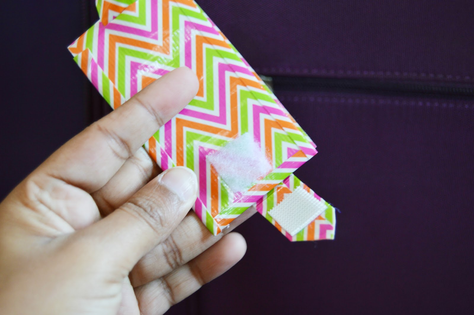 Vikalpah DIY Luggage Tag using duct tape