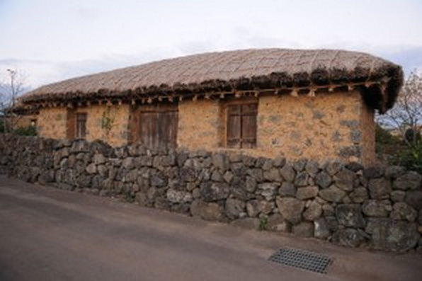 10 Rumah Terbuat Dari Alam | DD-unik