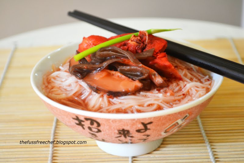 the FUSS FREE chef A 2in1 Post Chicken with Red Rice Wine Yeast