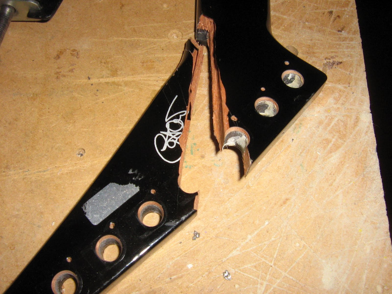 The Guitar Weasel Fixing the Jackson Christian Olde Wolbers signature
