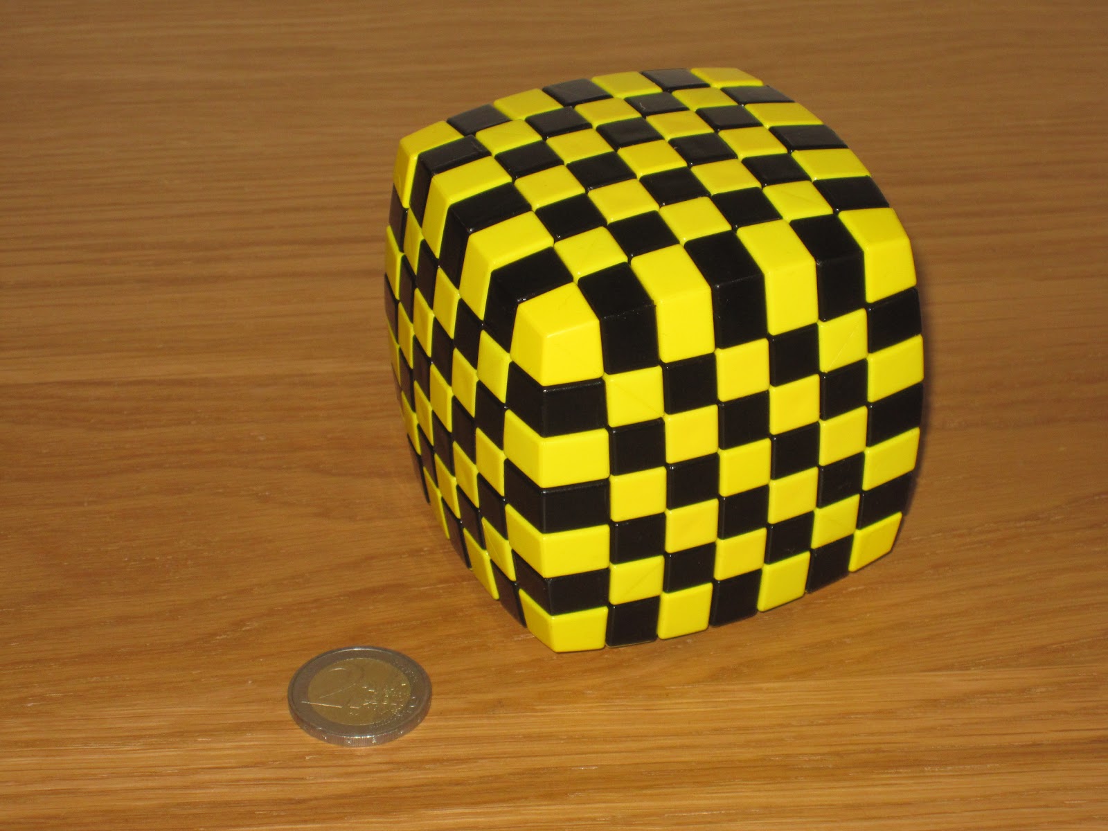 v cube 4
